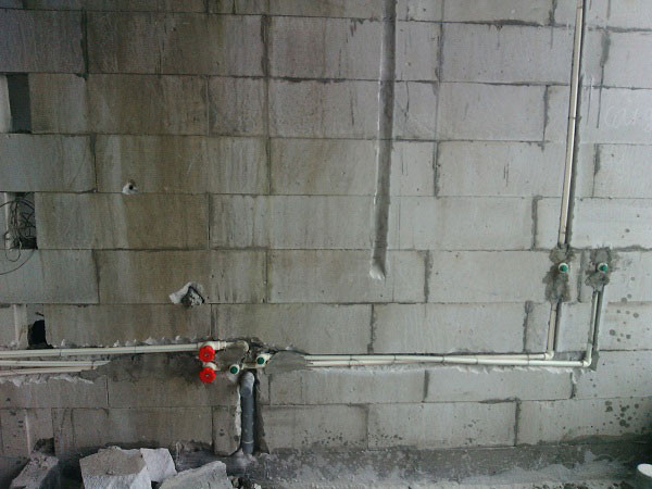 Cách Thông Cống Âm Tường Mà Không Phải Đục Phá