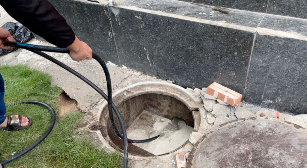 Thông tắc cống định kỳ cho chung cư