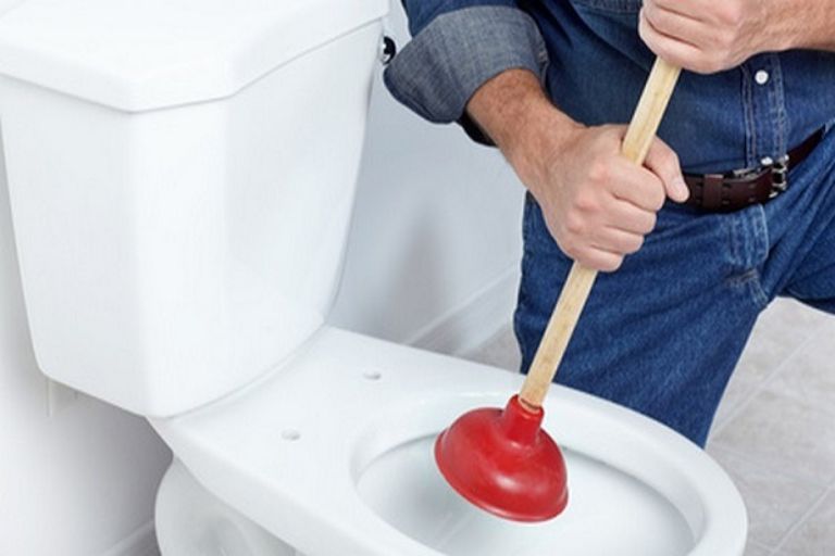 Dấu Hiệu Nhận Biết Hầm Cầu Đang Bị Tắc Nghẽn