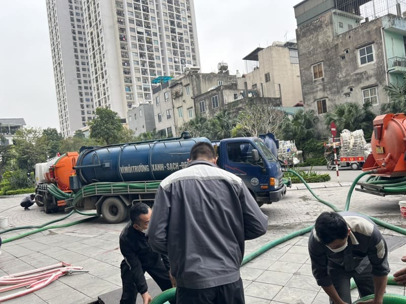 Hút hầm cầu cho nhà cao tầng