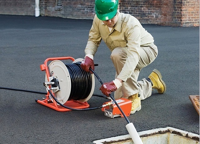 phương pháp thông cống nghẹt nhanh chóng