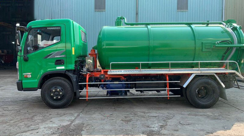 Nhu cầu hút hầm cầu tại Phường Chợ Lớn ngày càng tăng cao do mật độ dân cư đông đúc
