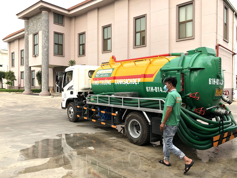 Lợi ích khi chọn dịch vụ hút hầm cầu của Hai Ngọc là phục vụ 24 giờ tận tâm và giá cả hợp lý
