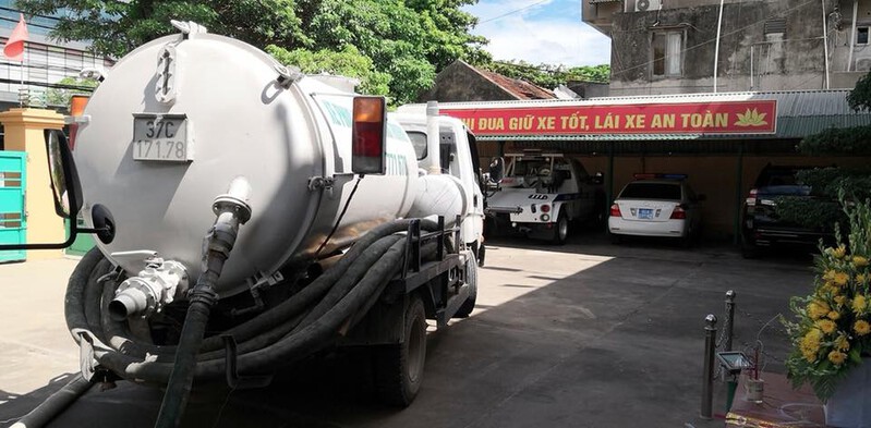 Tình trạng hầm cầu đầy thường đến bất ngờ và gây nhiều phiền toái